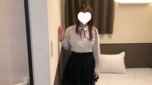 ちえり20歳・生・顔射。ちょいおバカな篠田麻里子似の専門学校2年生が明るくエンジョイエン！　そっと内緒でN出ししちゃった！　気持ちよすぎました【絶対素人】（036）