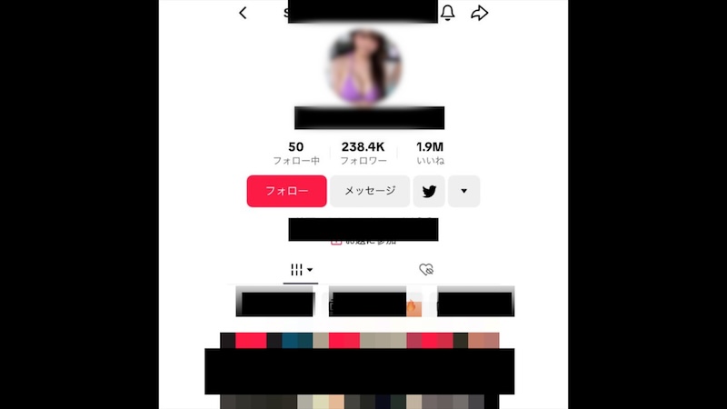 数量限定！半額！！【無】【初撮り】【顔出し】ちょっと有名。爆乳T@kToker。25万人のフォロワーさんに届け！！