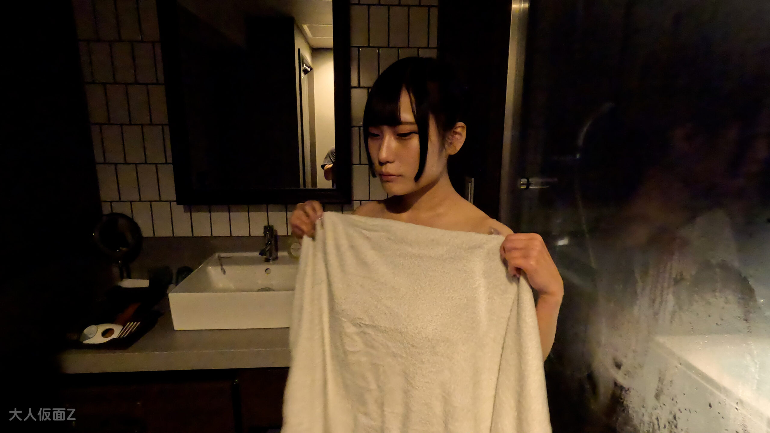 みお(19)かわいい巨乳JDの初アナルを貫通しそのまま中出しATM。その後、電マと吸うやつで快感責めしました。