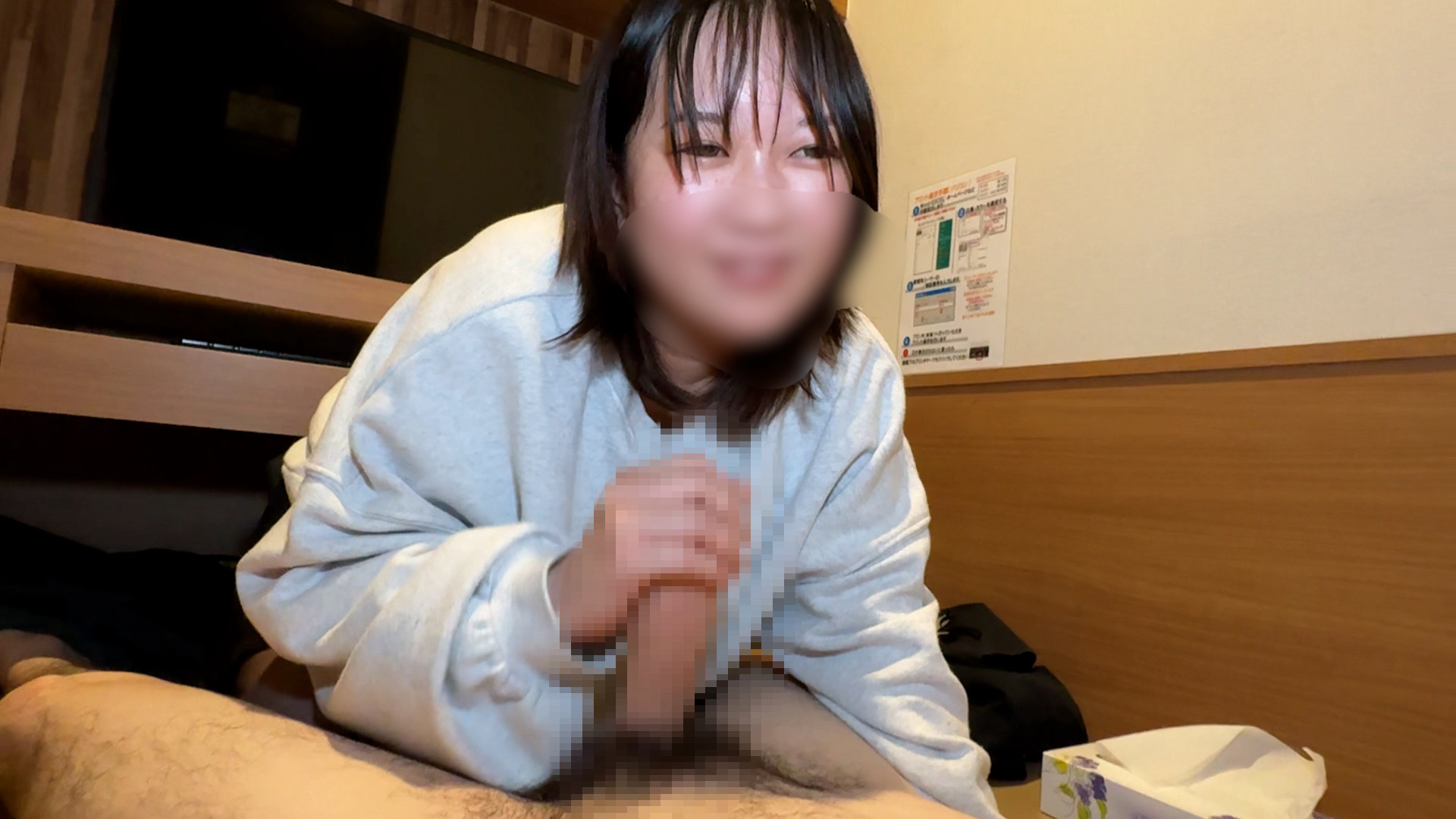 【手コキ射精inネカフェ】垢抜けないが可愛い！保育士兼デリ嬢のシンママ23歳の生態に迫る...！！【インタビュー1時間】