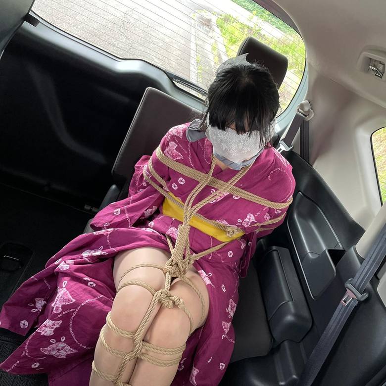 祭りの帰り道、連れ去られた女の子　A girl who was taken away on the way home from the festival